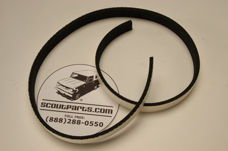 Scout 80/800 Upper Tailgate Seal